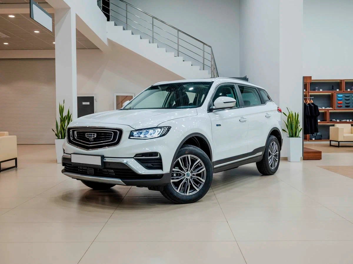 Geely Atlas Pro по цене от 2 779 000 рублей