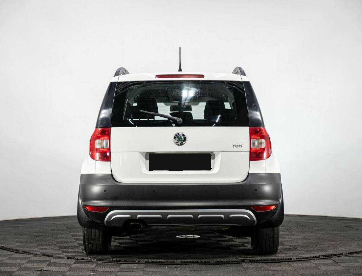 Skoda Yeti с пробегом — 2013 год. Фото: #4