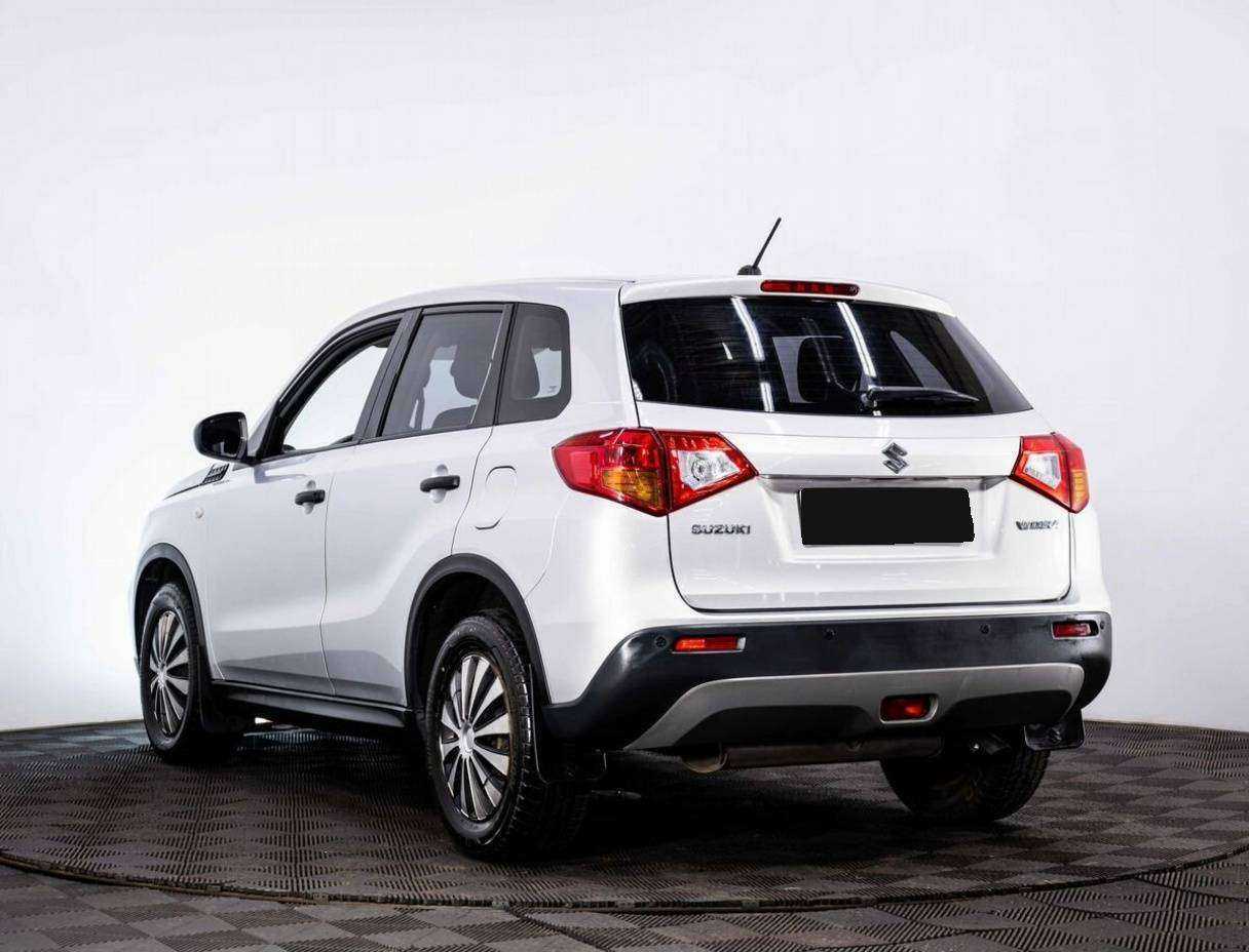 Suzuki Vitara с пробегом — 2016 год. Фото: #3