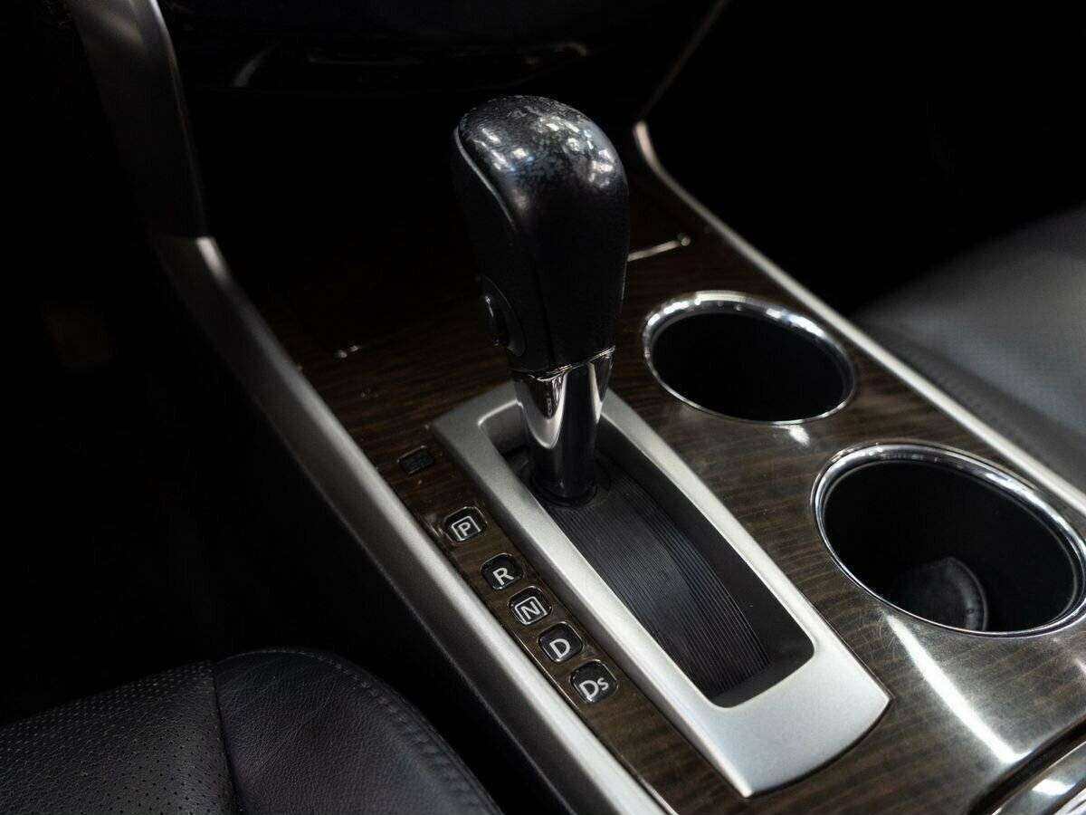 Nissan Teana с пробегом — 2014 год. Фото: #10