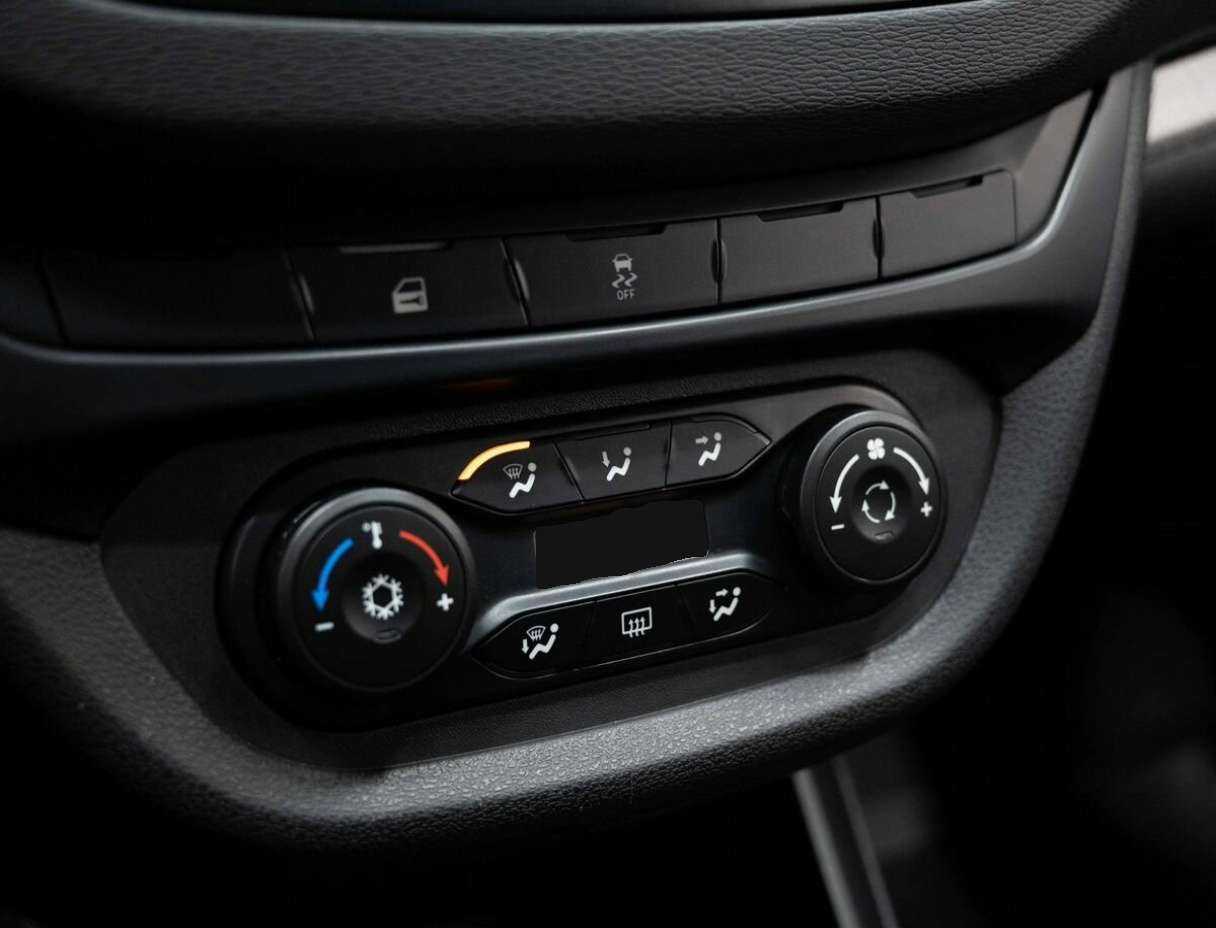 Lada (ВАЗ) Vesta с пробегом — 2020 год. Фото: #18