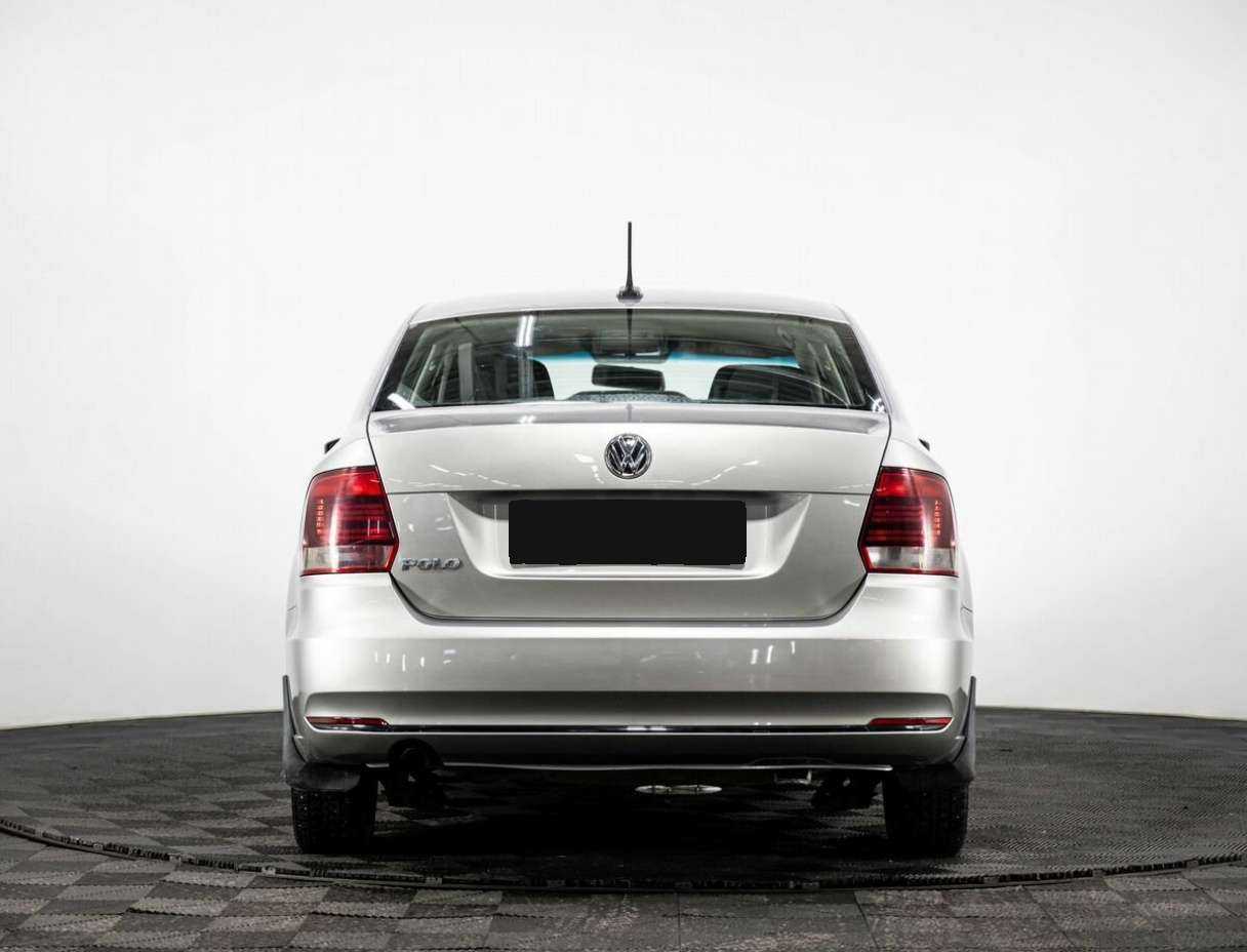 Volkswagen Polo с пробегом — 2020 год. Фото: #4