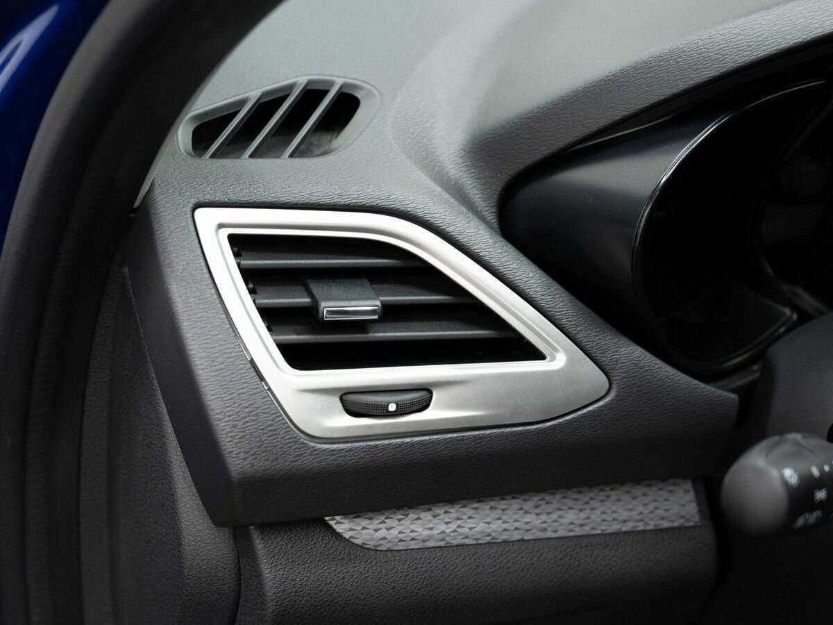 Lada (ВАЗ) Vesta с пробегом — 2021 год. Фото: #23