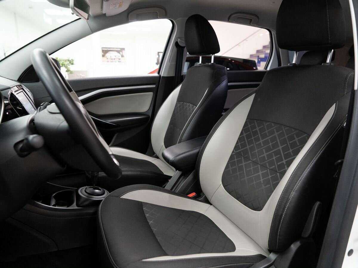 Lada (ВАЗ) Vesta с пробегом — 2018 год. Фото: #5