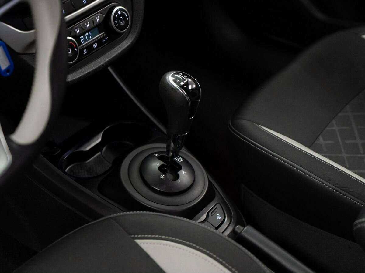 Lada (ВАЗ) Vesta с пробегом — 2018 год. Фото: #10