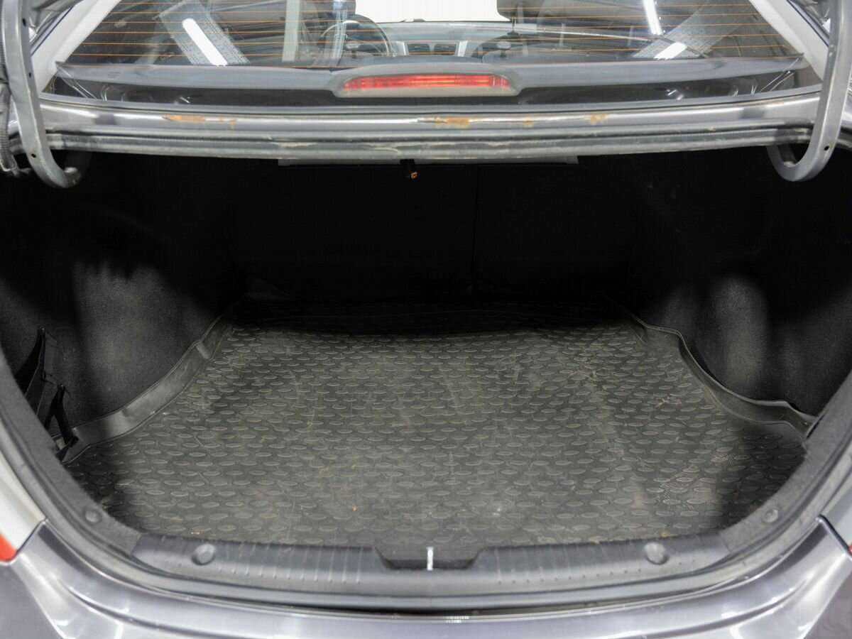 Hyundai Solaris с пробегом — 2015 год. Фото: #23