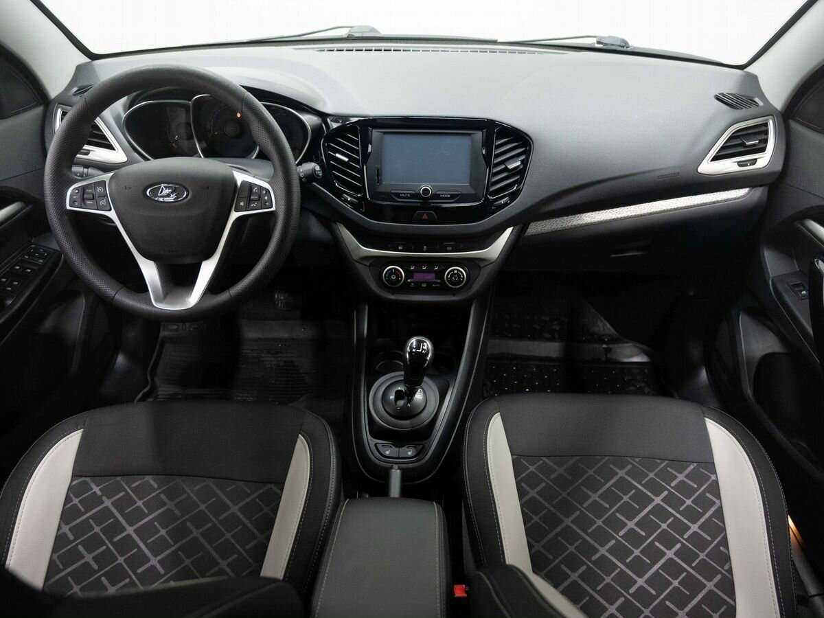 Lada (ВАЗ) Vesta с пробегом — 2019 год. Фото: #14