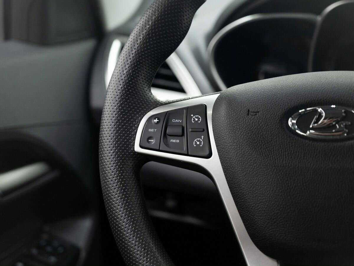 Lada (ВАЗ) Vesta с пробегом — 2019 год. Фото: #16