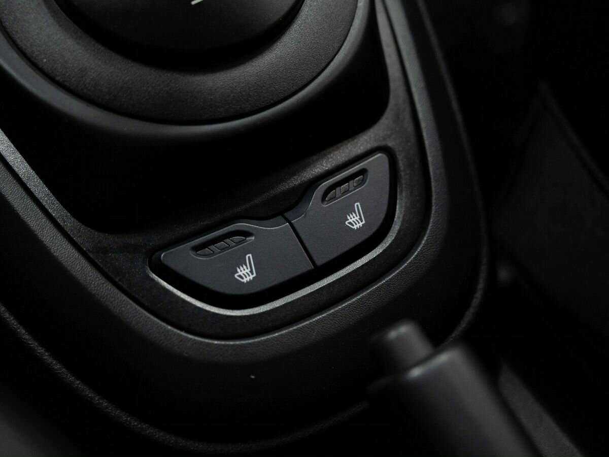 Lada (ВАЗ) Vesta с пробегом — 2019 год. Фото: #23