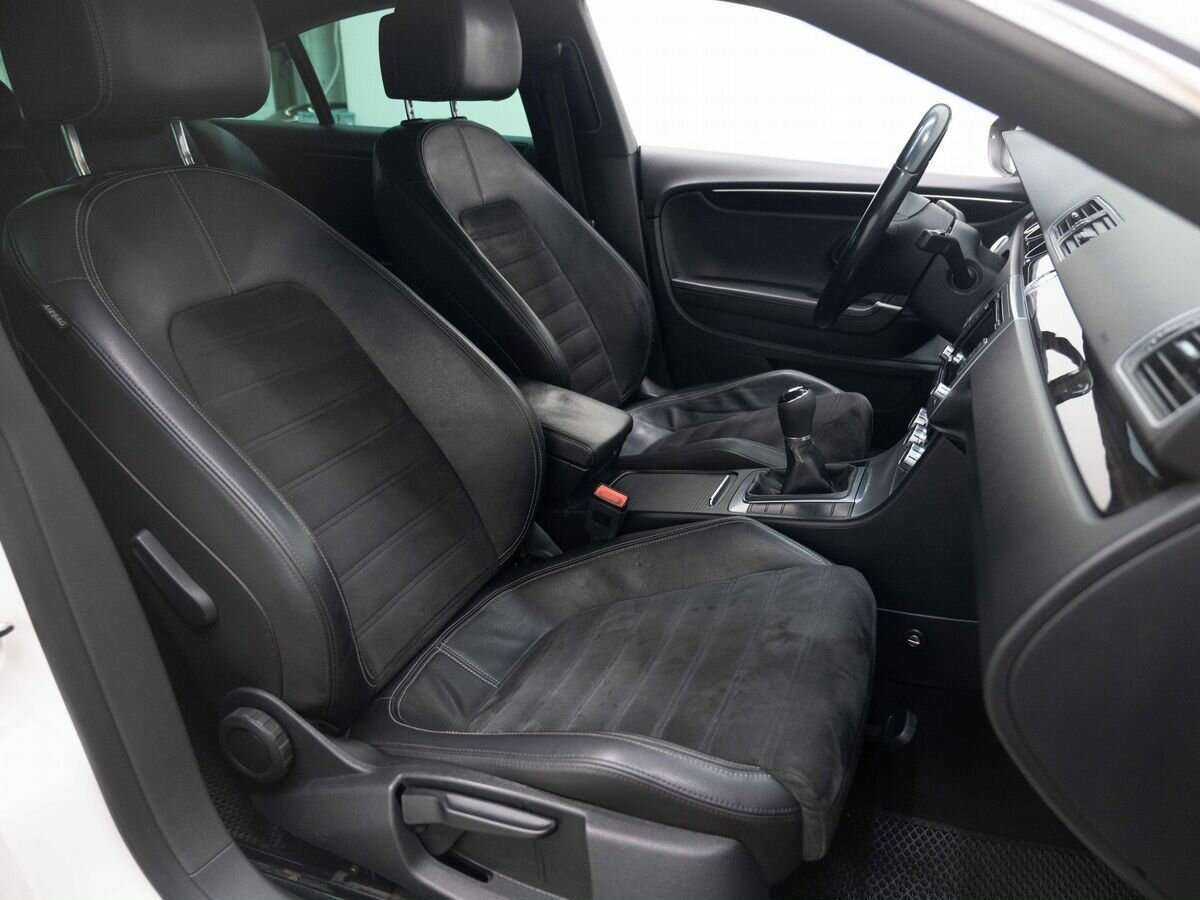 Volkswagen Passat CC с пробегом — 2014 год. Фото: #11