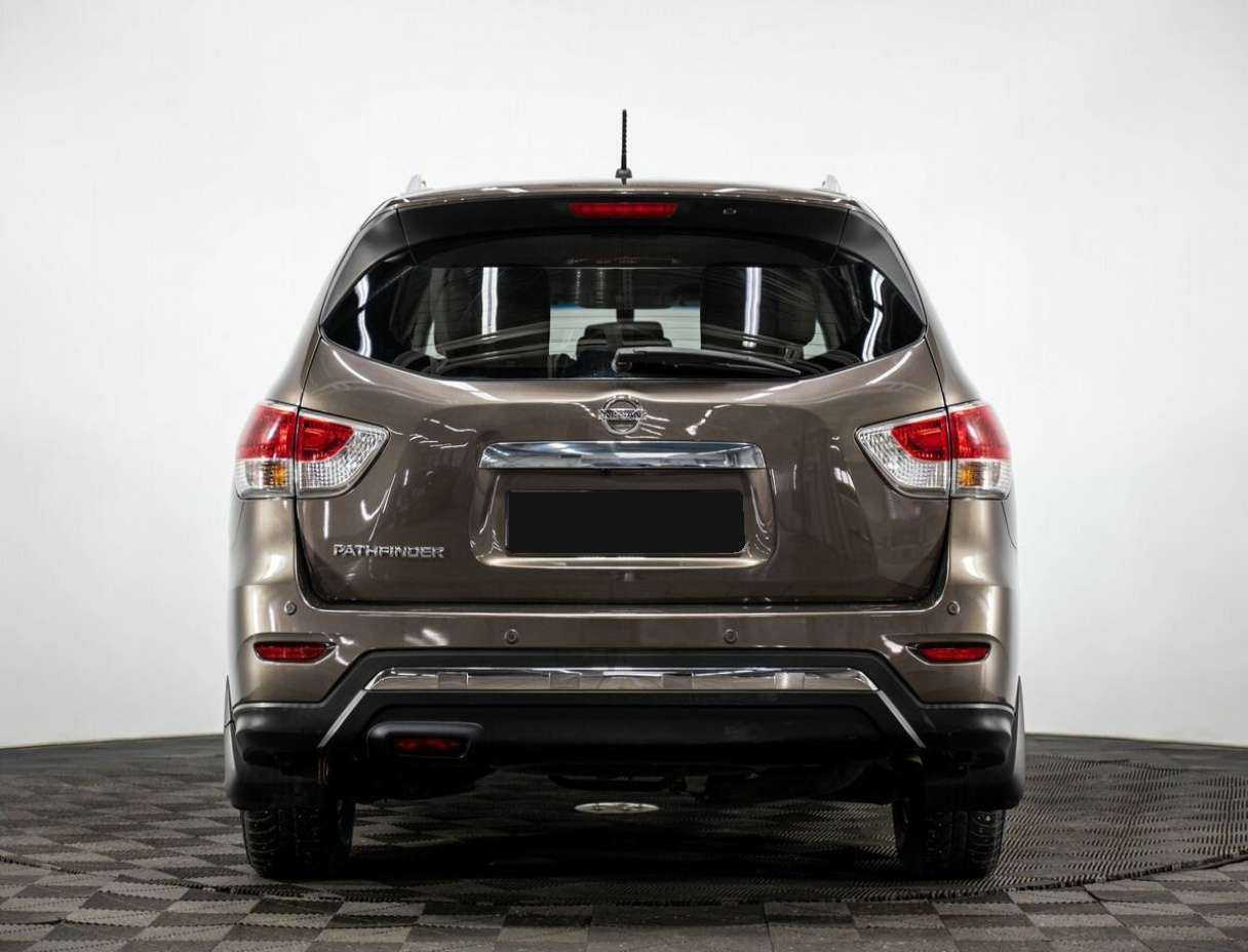 Nissan Pathfinder с пробегом — 2014 год. Фото: #4