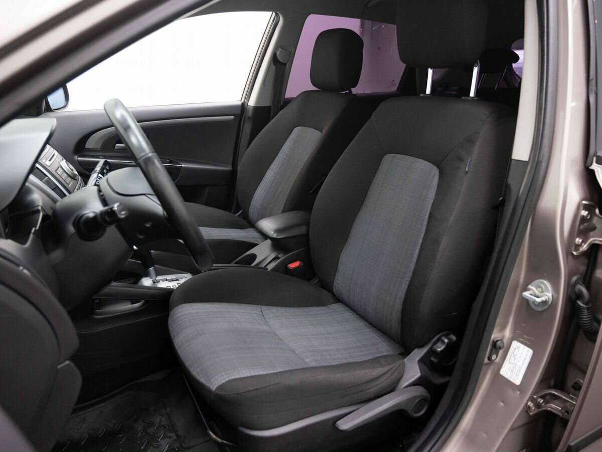 Kia Ceed с пробегом — 2012 год. Фото: #7