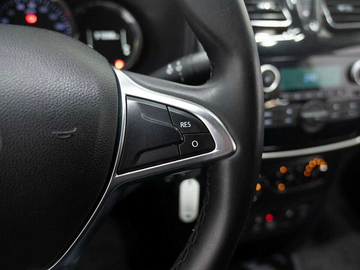 Renault Logan с пробегом — 2020 год. Фото: #15