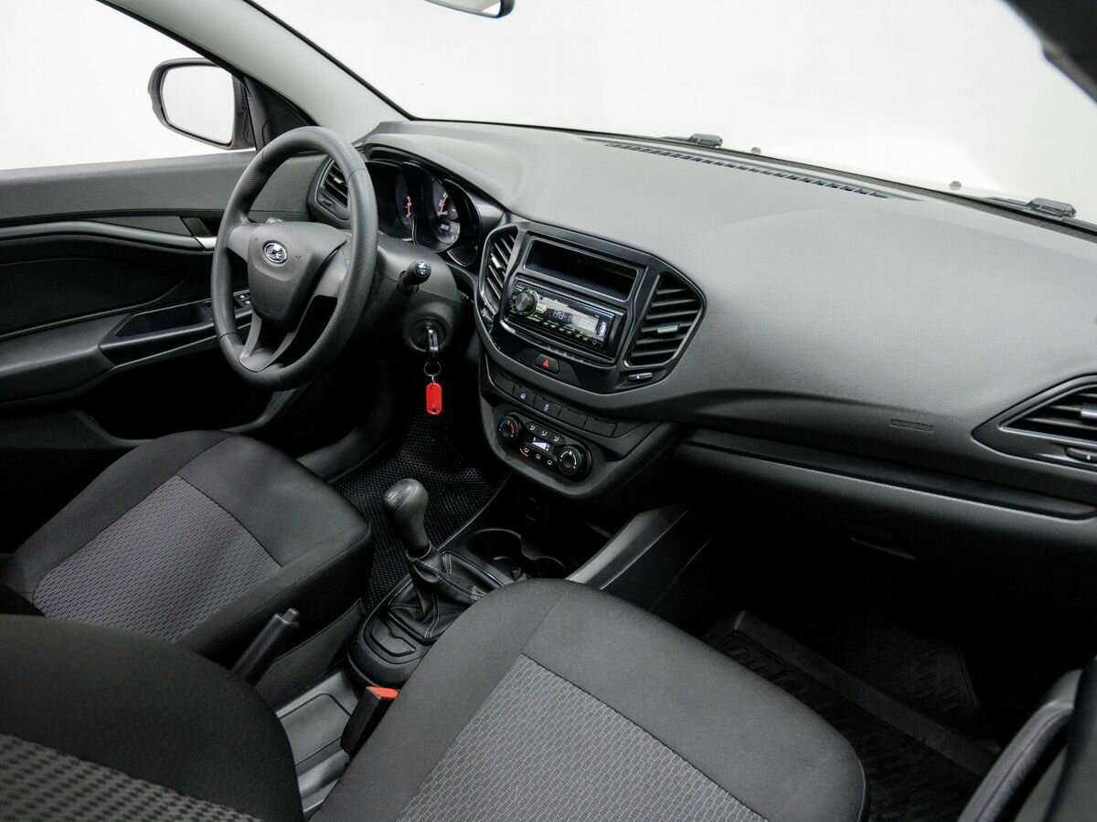 Lada (ВАЗ) Vesta с пробегом — 2020 год. Фото: #6