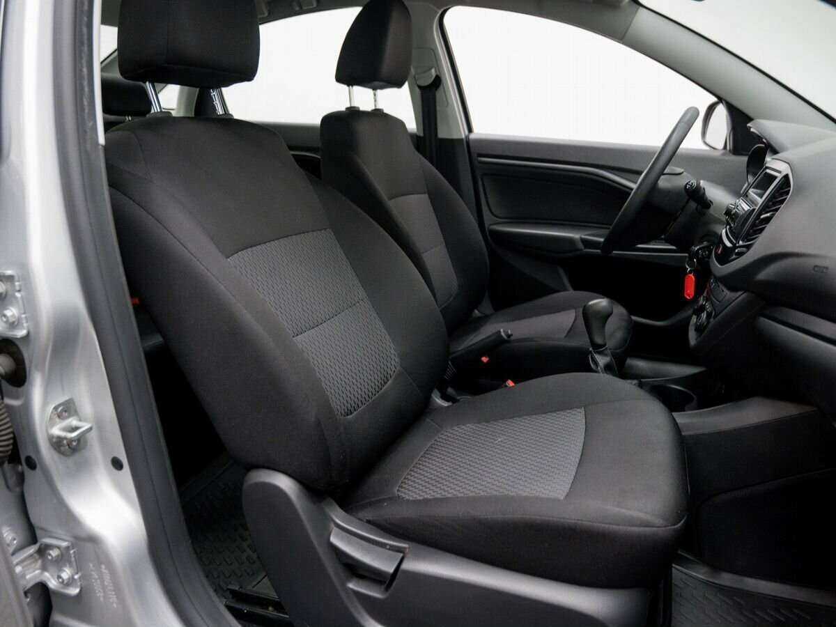 Lada (ВАЗ) Vesta с пробегом — 2020 год. Фото: #7