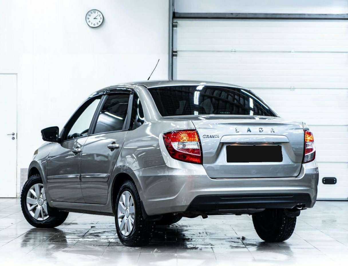 Lada (ВАЗ) Granta с пробегом — 2021 год. Фото: #3