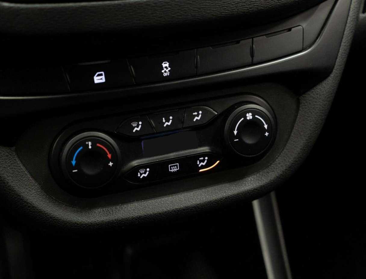 Lada (ВАЗ) Vesta с пробегом — 2021 год. Фото: #10