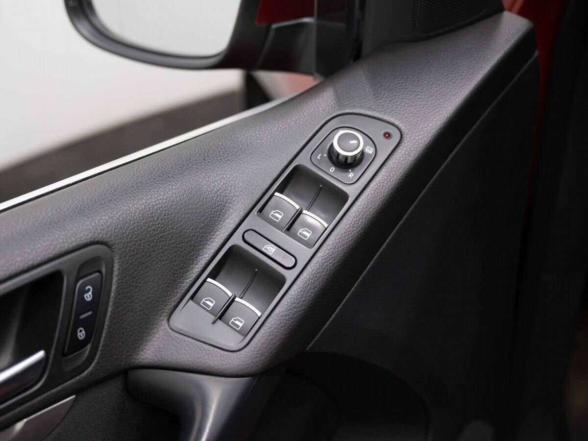 Volkswagen Tiguan с пробегом — 2012 год. Фото: #14