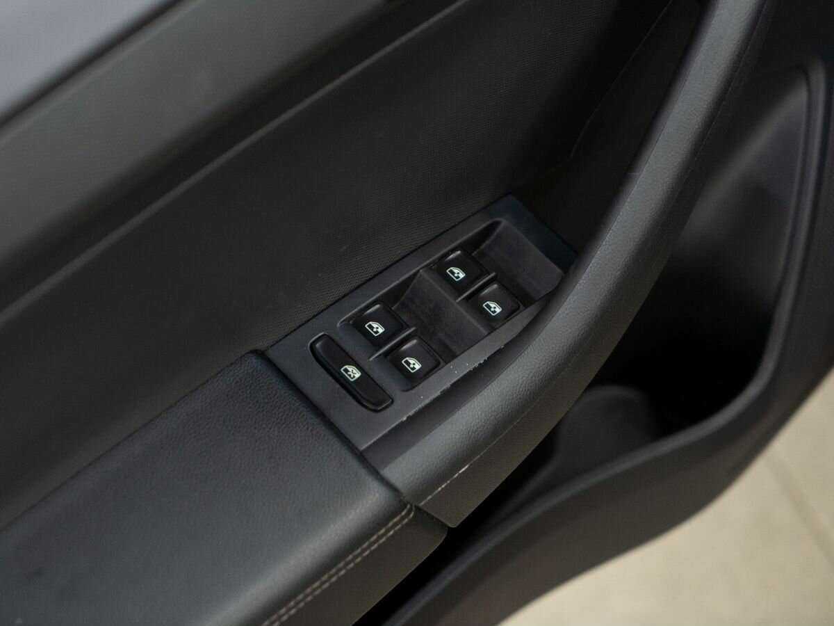 Skoda Rapid с пробегом — 2021 год. Фото: #13