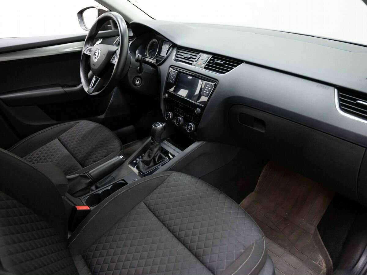 Skoda Octavia с пробегом — 2017 год. Фото: #9