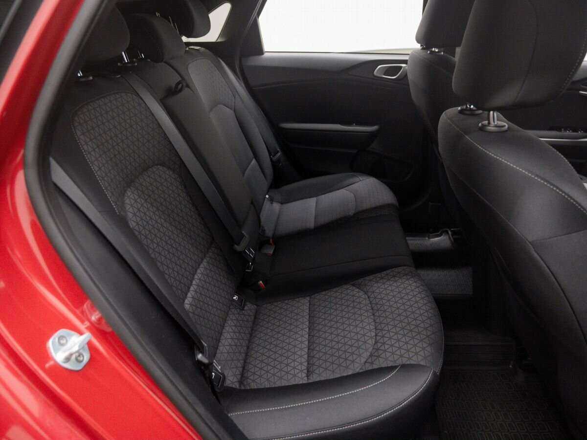 Kia Ceed с пробегом — 2019 год. Фото: #11