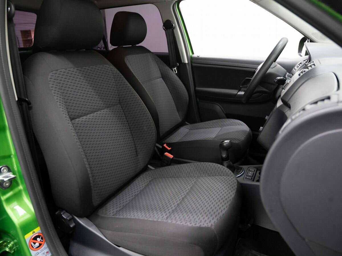 Skoda Fabia с пробегом — 2012 год. Фото: #11