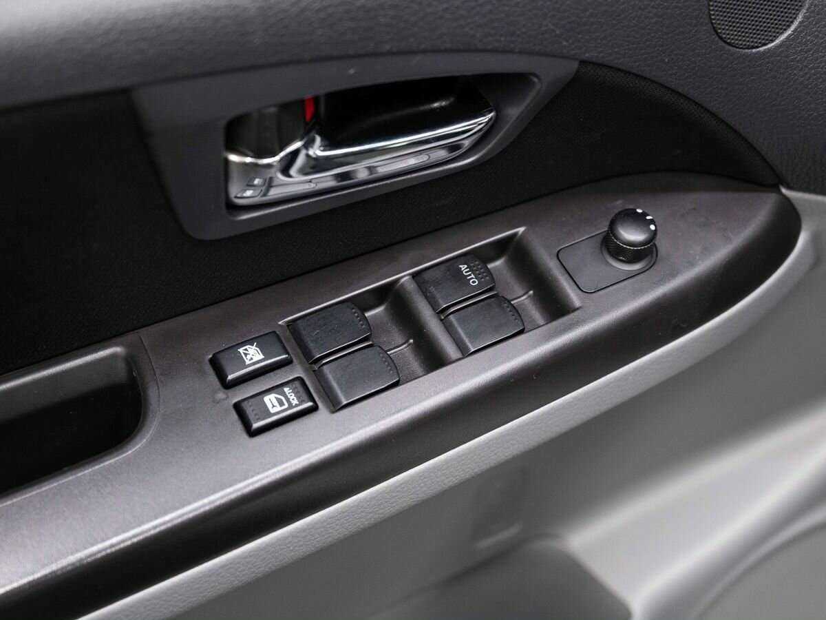 Suzuki SX4 с пробегом — 2013 год. Фото: #15