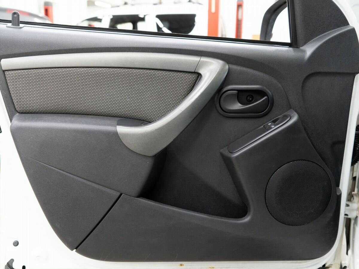 Renault Duster с пробегом — 2015 год. Фото: #14