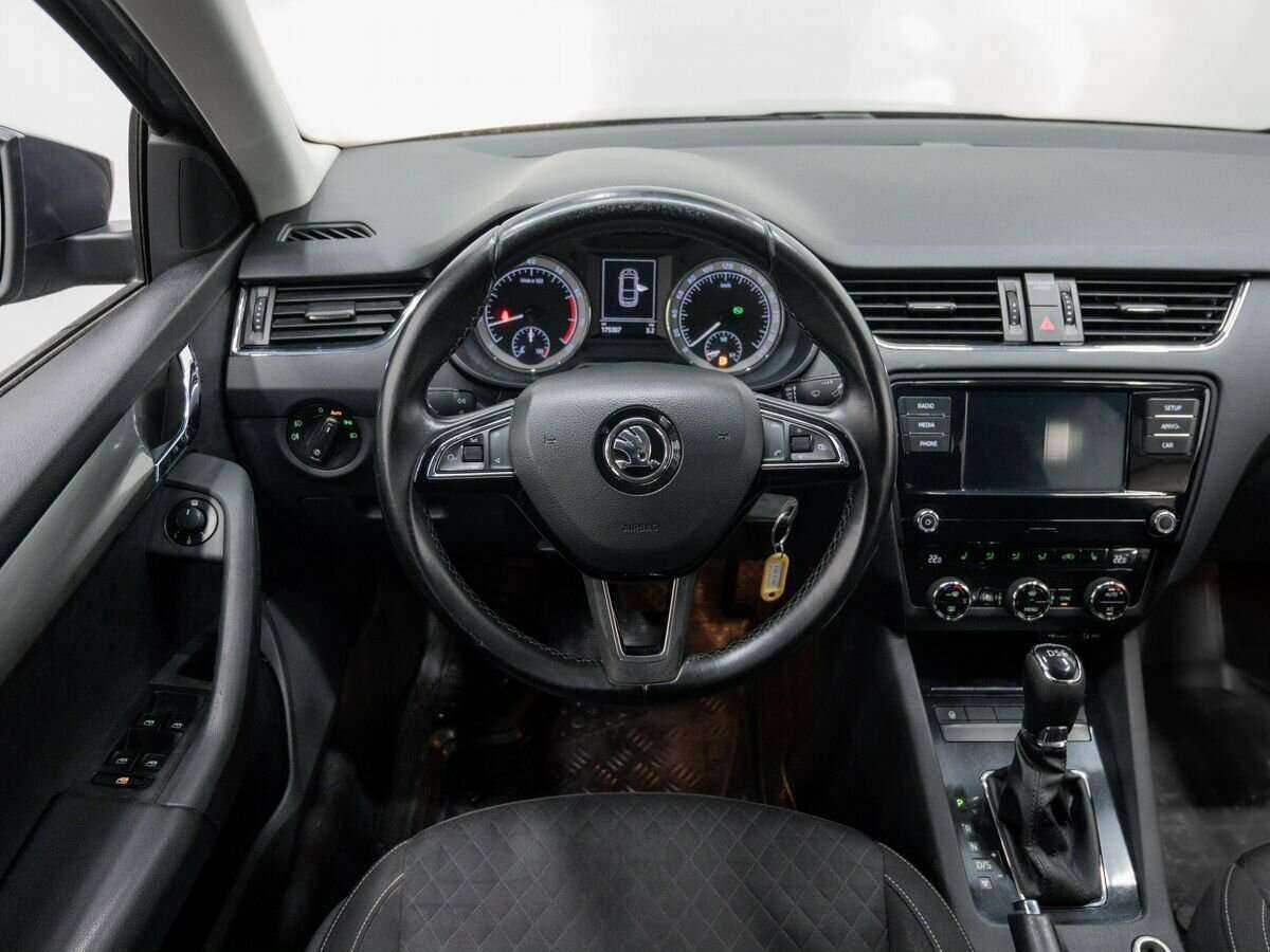 Skoda Octavia с пробегом — 2017 год. Фото: #7