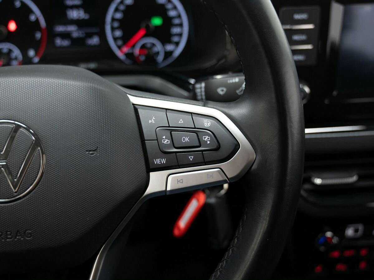 Volkswagen Polo с пробегом — 2020 год. Фото: #21