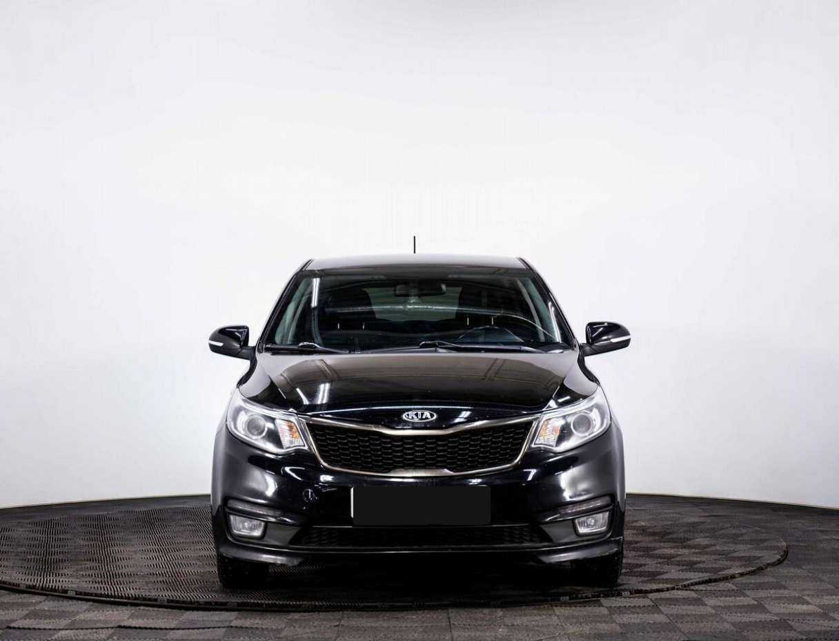 Kia Rio с пробегом — 2015 год. Фото: #1