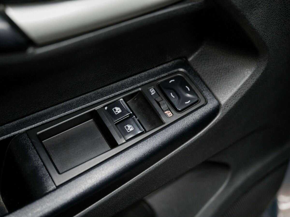 Lada (ВАЗ) Vesta с пробегом — 2020 год. Фото: #11