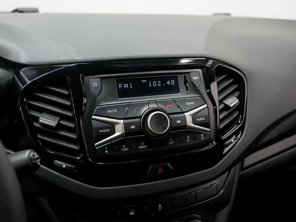 Lada (ВАЗ) Vesta с пробегом — 2020 год. Фото: #15