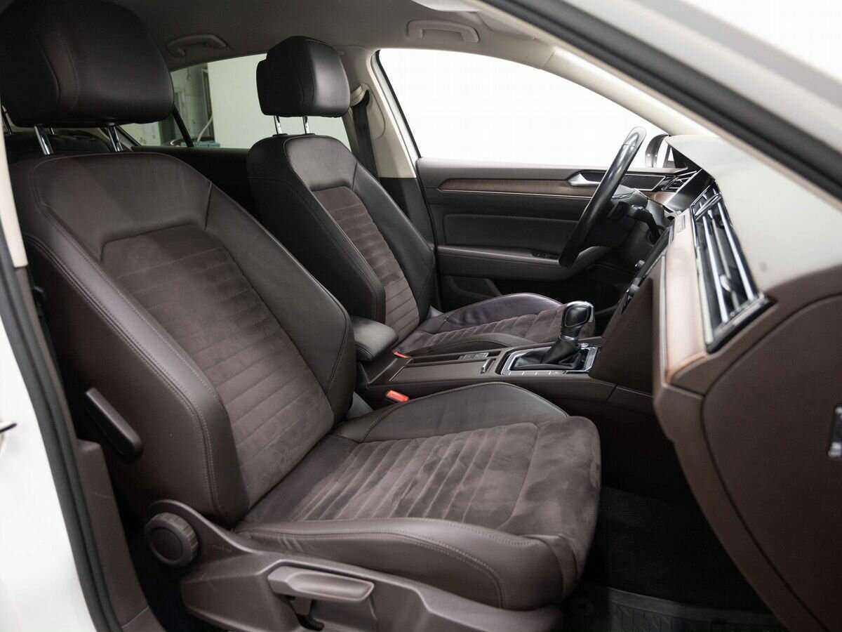 Volkswagen Passat с пробегом — 2016 год. Фото: #11