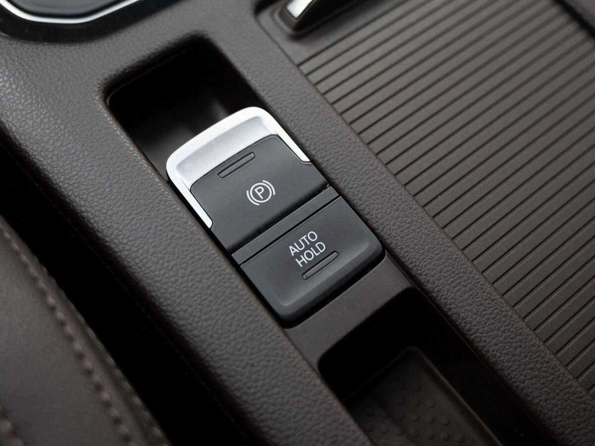 Volkswagen Passat с пробегом — 2016 год. Фото: #21