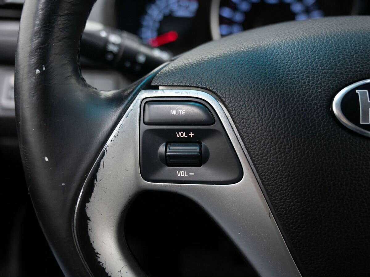 Kia Rio с пробегом — 2017 год. Фото: #17