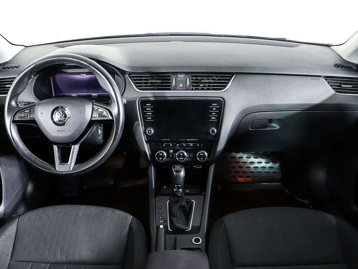 Skoda Octavia с пробегом — 2018 год. Фото: #11