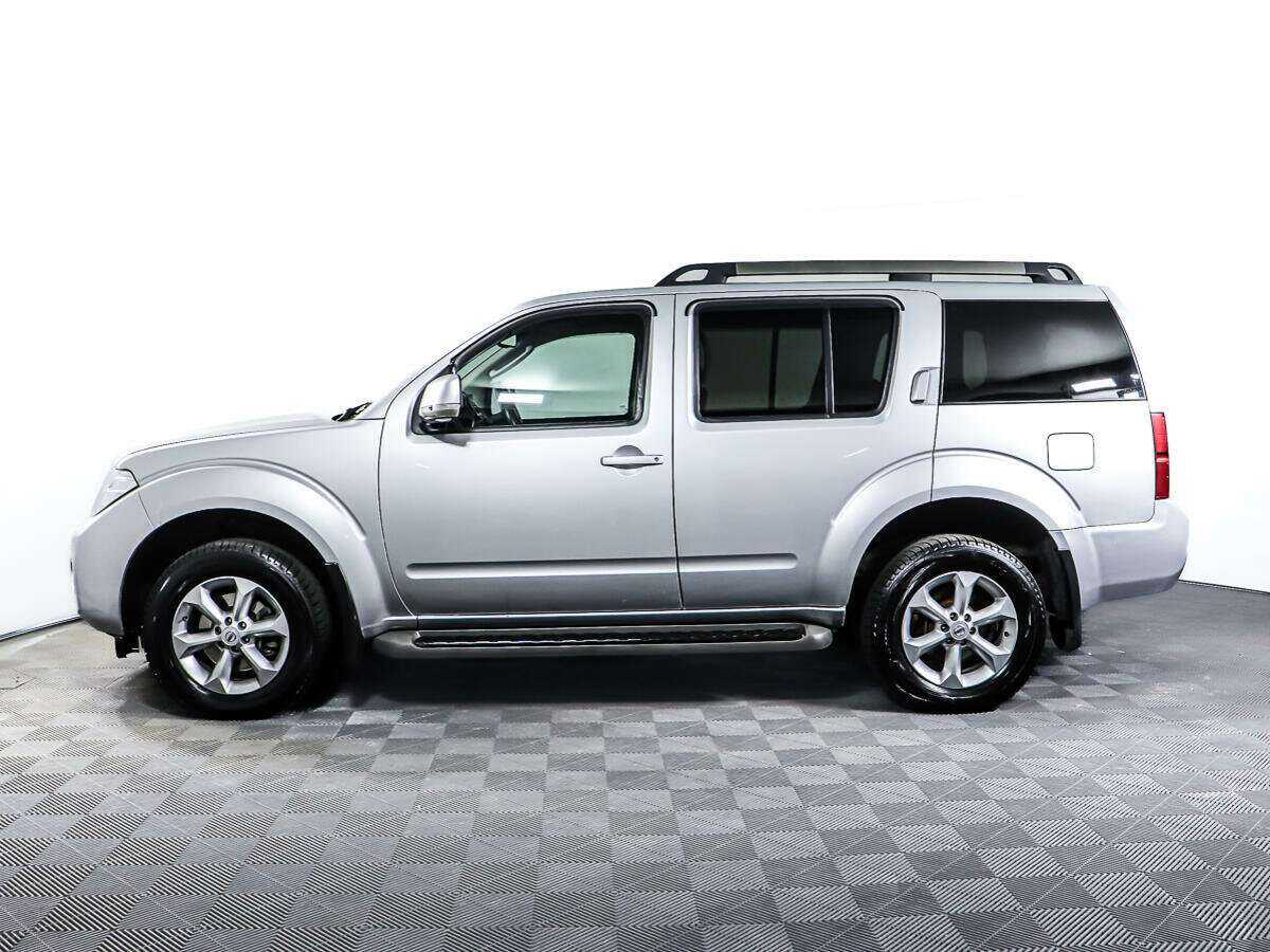 Nissan Pathfinder с пробегом — 2012 год. Фото: #7