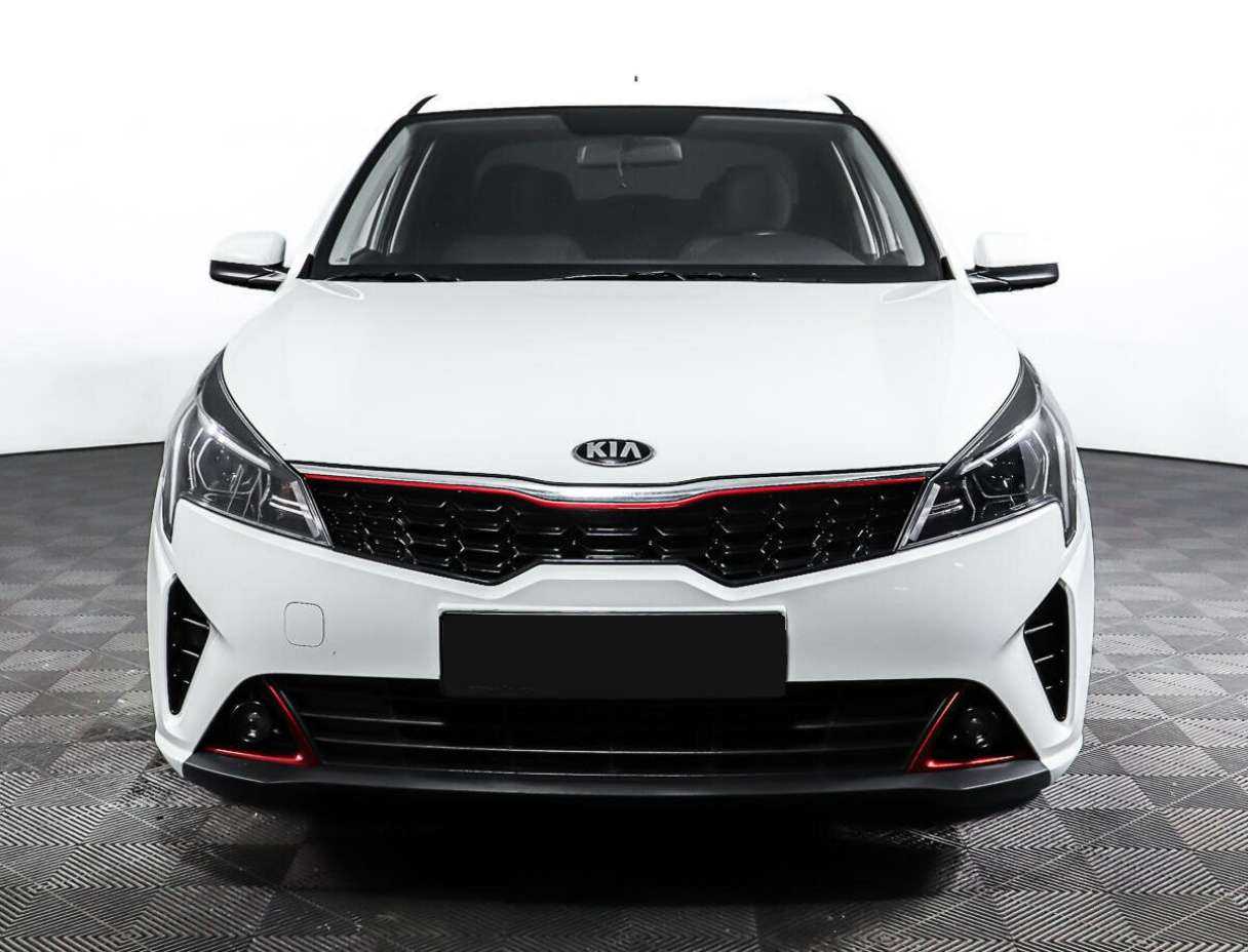 Kia Rio с пробегом — 2021 год. Фото: #1