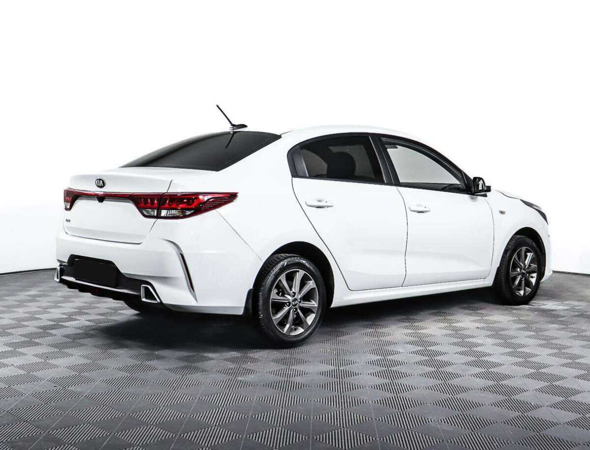 Kia Rio с пробегом — 2021 год. Фото: #4