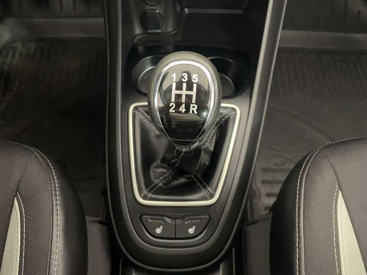 Lada (ВАЗ) Vesta с пробегом — 2018 год. Фото: #12