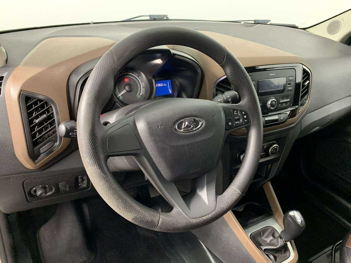 Lada (ВАЗ) XRAY с пробегом — 2018 год. Фото: #14