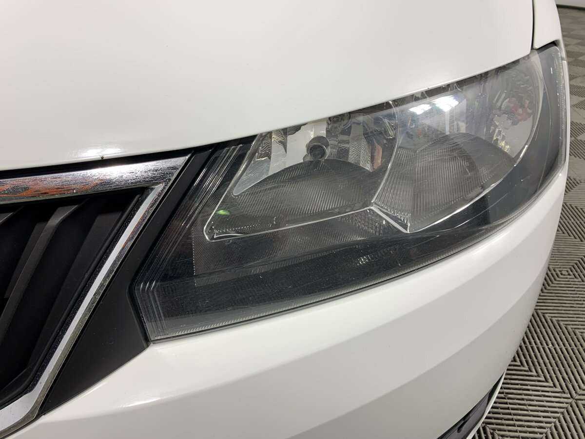 Skoda Rapid с пробегом — 2017 год. Фото: #18