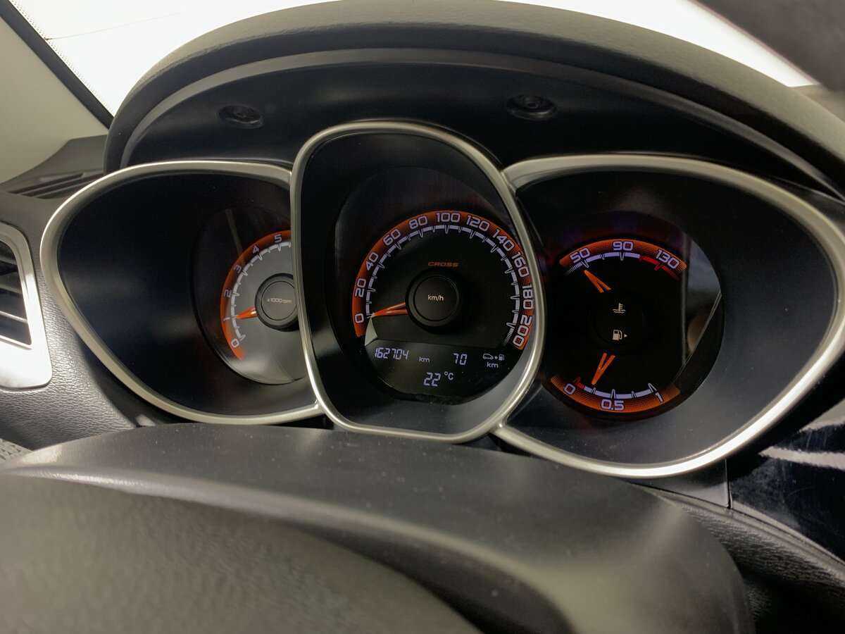 Lada (ВАЗ) Vesta с пробегом — 2018 год. Фото: #11