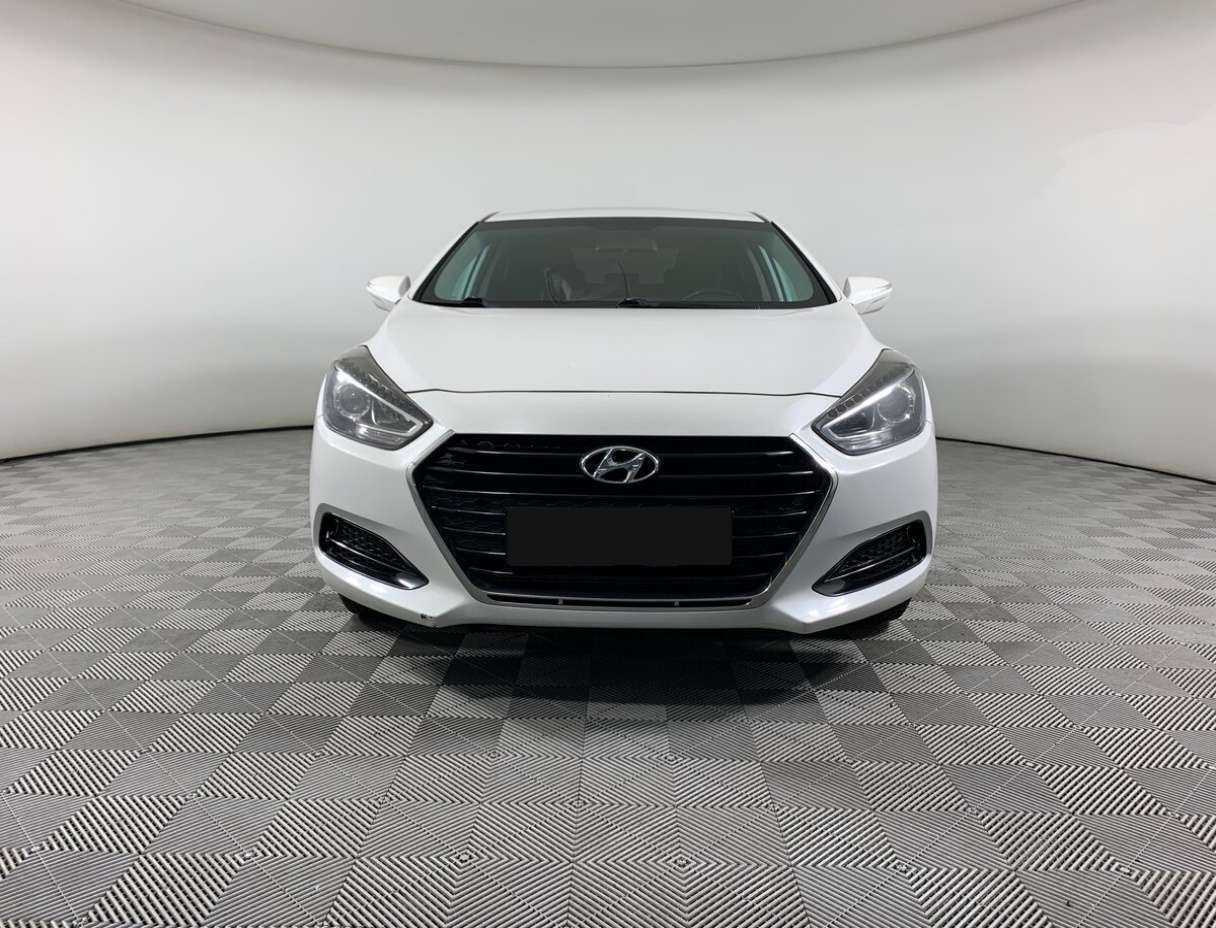 Hyundai i40 с пробегом — 2015 год. Фото: #1