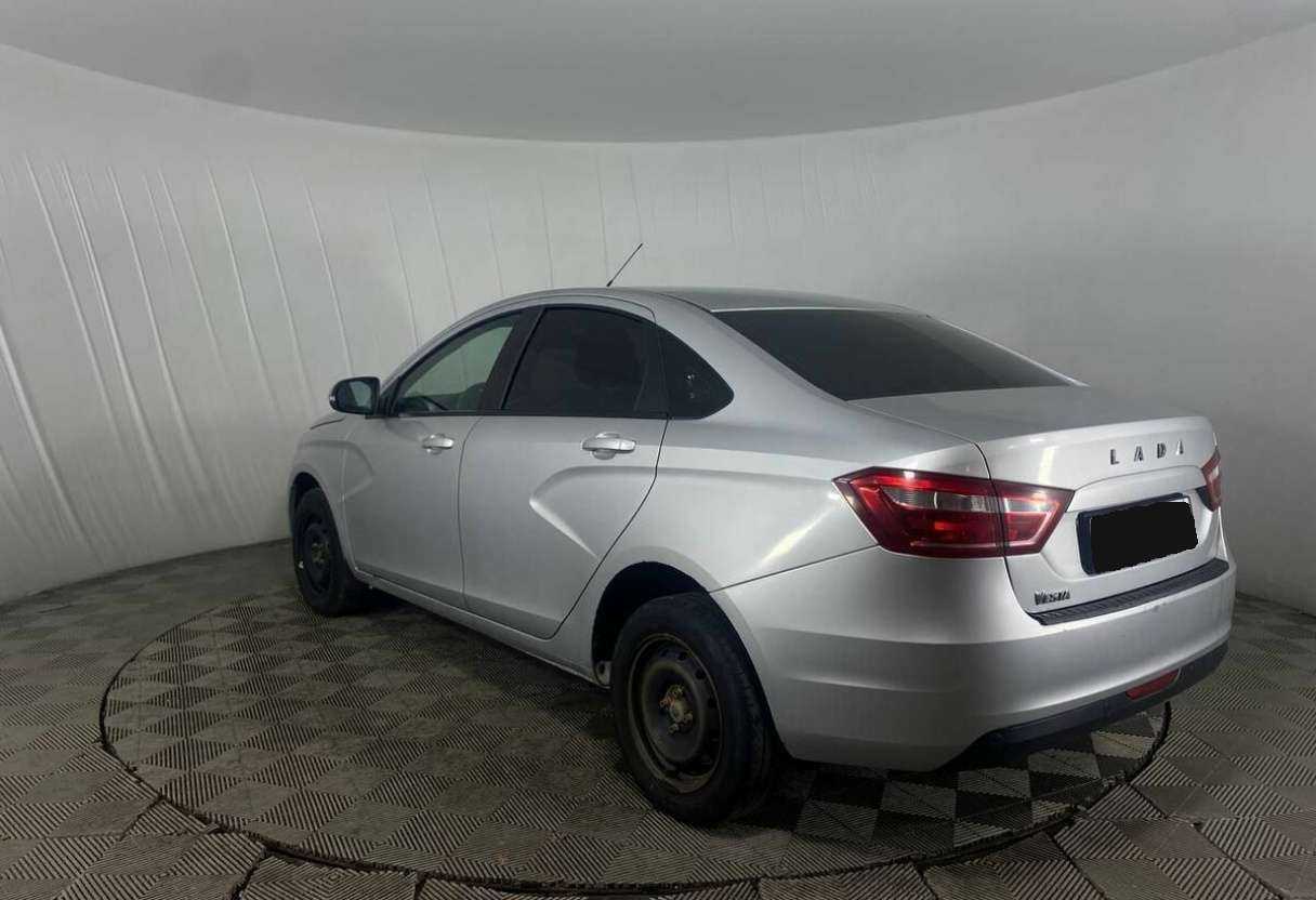 Lada (ВАЗ) Vesta с пробегом — 2020 год. Фото: #6