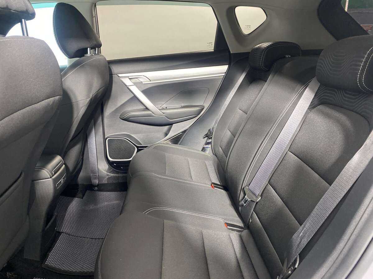 Geely Coolray с пробегом — 2020 год. Фото: #9