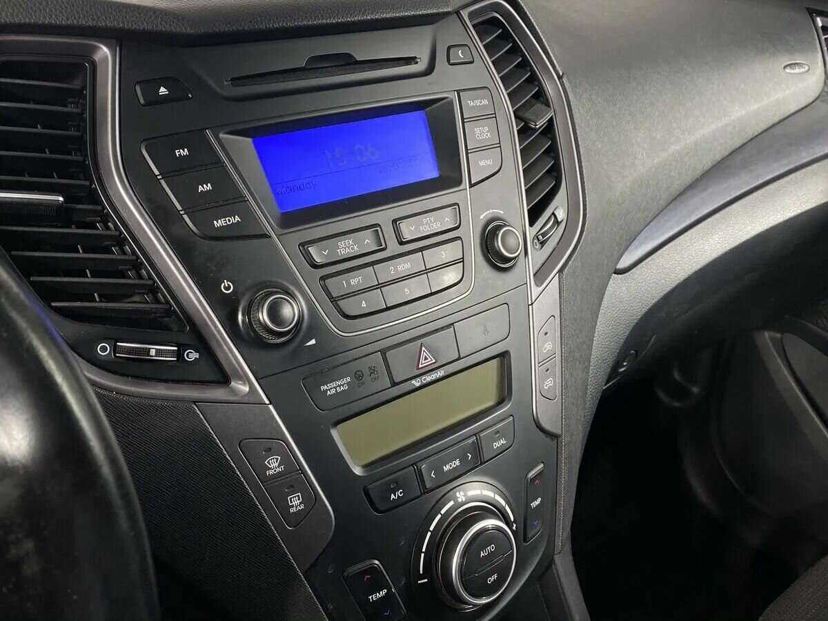 Hyundai Santa Fe с пробегом — 2014 год. Фото: #13