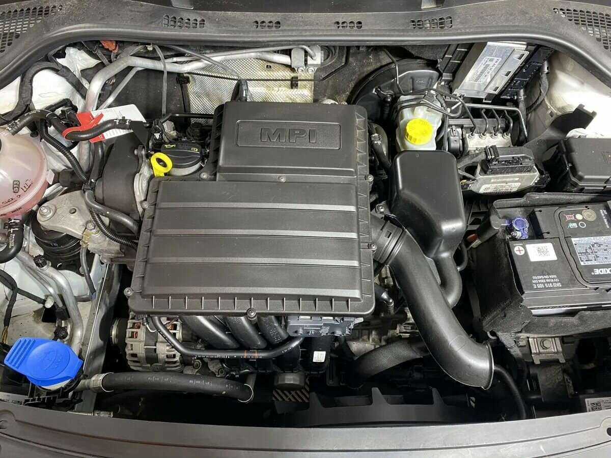 Skoda Rapid с пробегом — 2018 год. Фото: #8