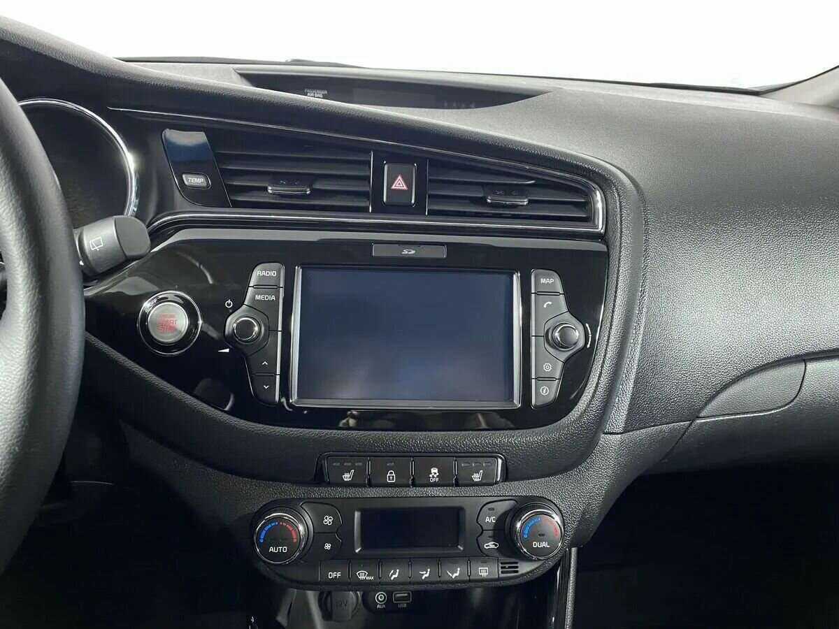 Kia Ceed с пробегом — 2018 год. Фото: #10